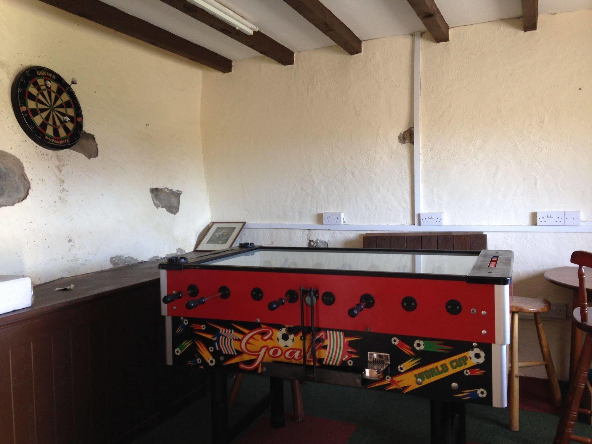Glan Morfa Lodge & Wildlife Experience Dwyran Bagian luar foto